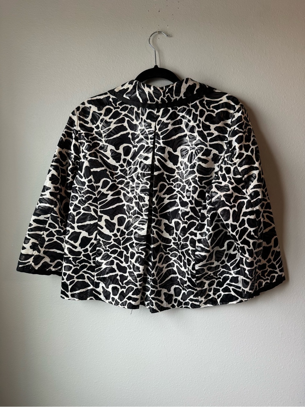 Chicos Black & White Animal Print Blazer - Picture 5 of 6